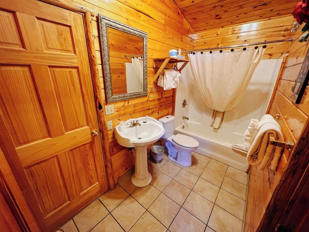 Anglers Lodge photo 68