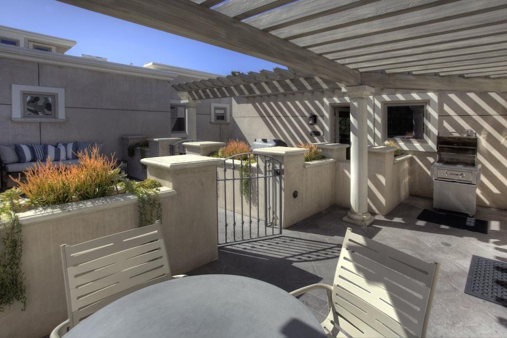 Sunset Cove Villas in Laguna Beach photo 47