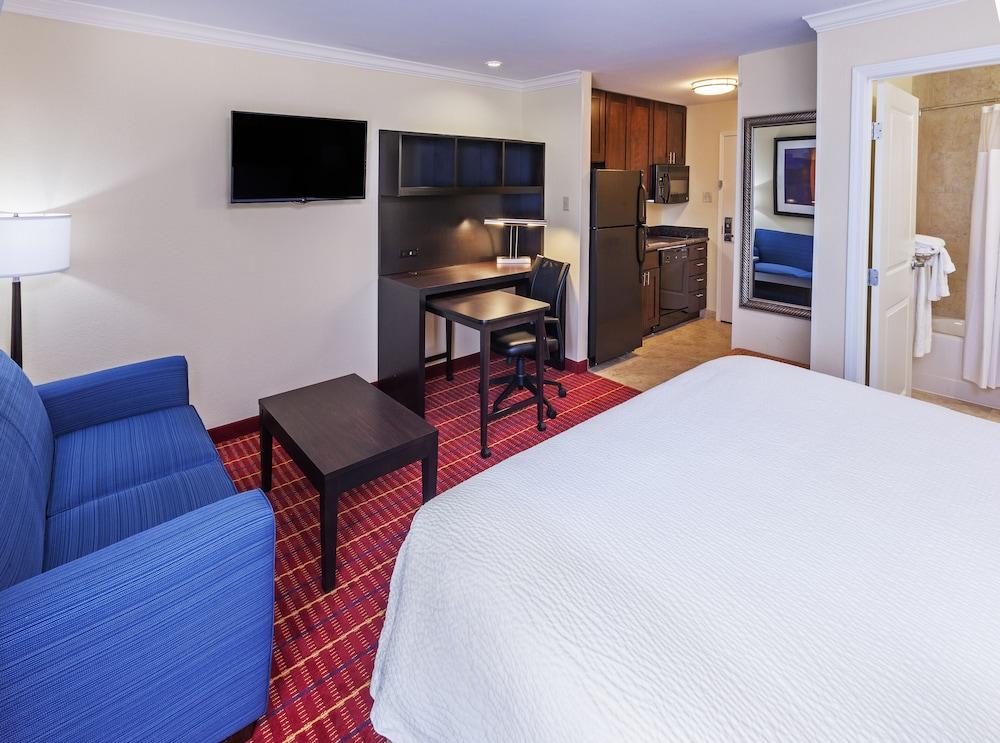 Towneplace Suites Corpus Christi photo 3