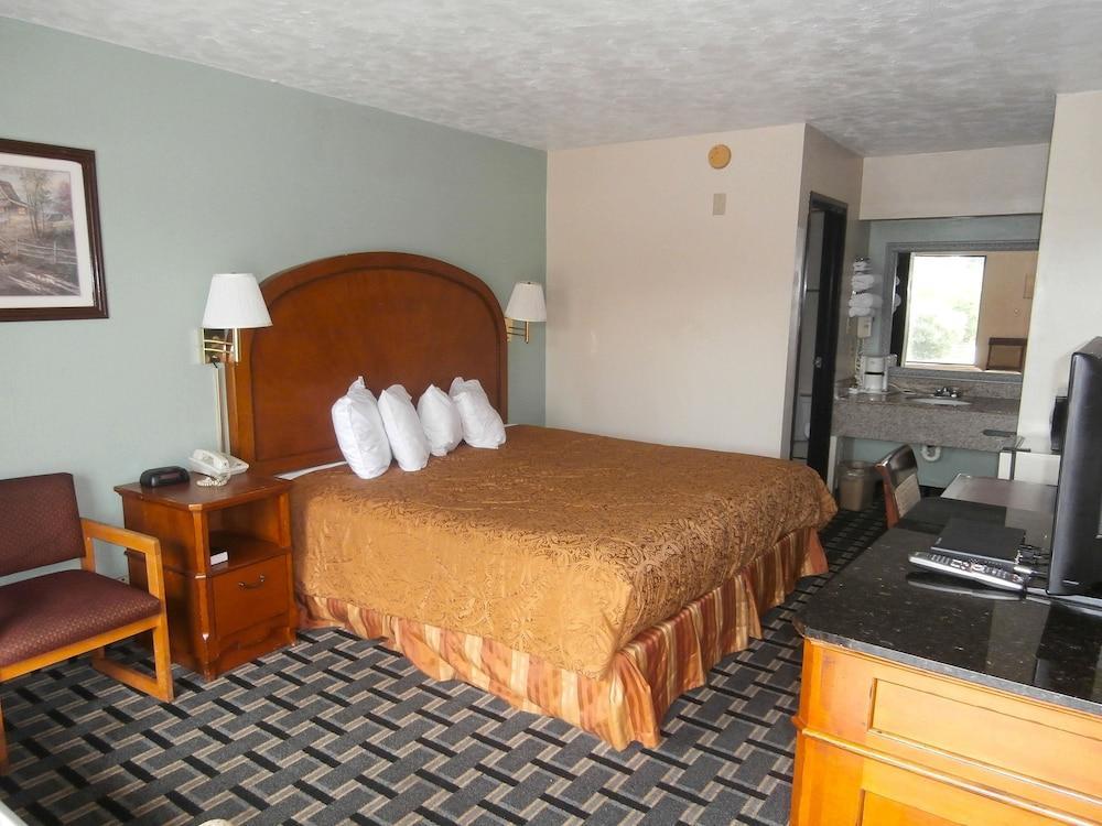 Americas Best Value Inn Augusta S photo 9