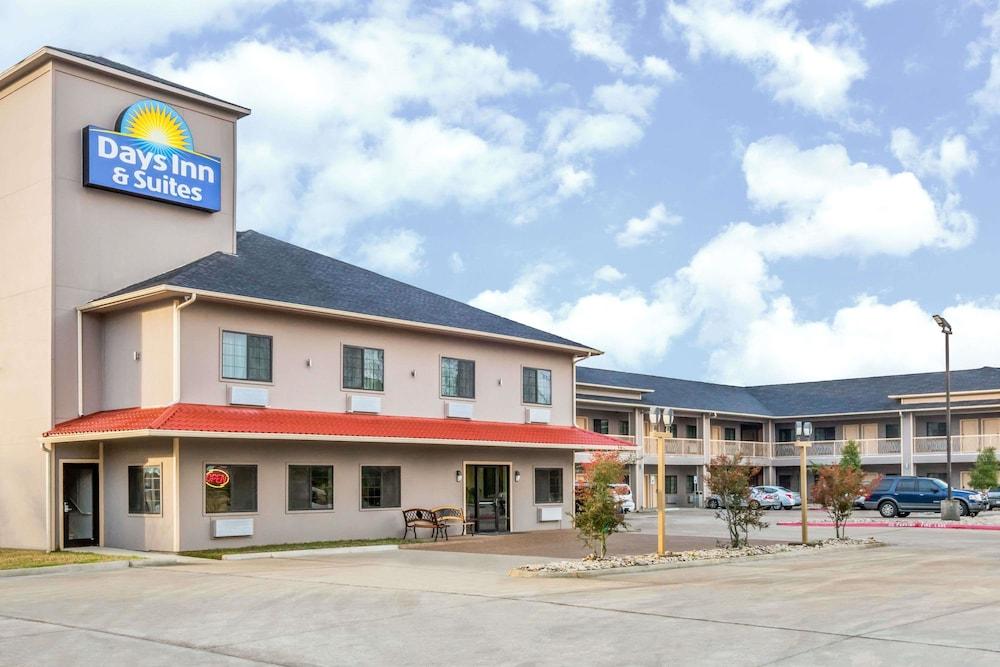 Days Inn & Suites by Wyndham Madisonville — hotel in Madisonville