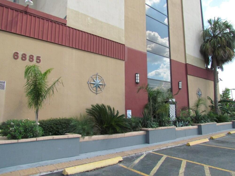 Romana Hotel photo 1