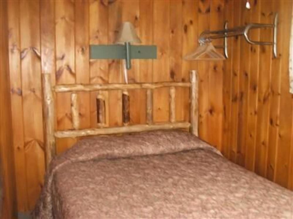 Lake George Diamond Cove photo 62