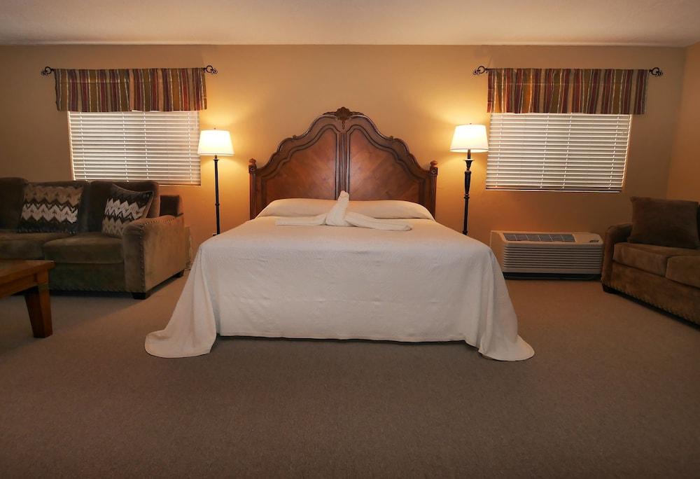 Yerington Inn photo 8
