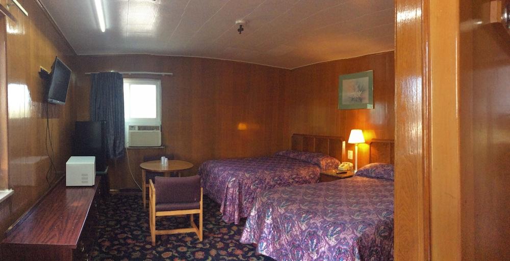 Kenwood Motel photo 5