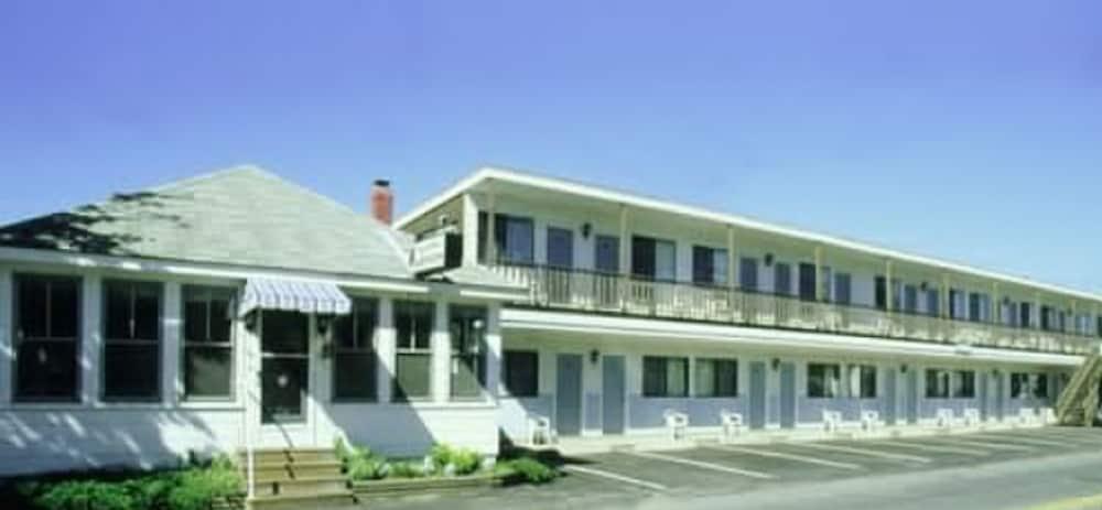 Seagrass Inn photo 21