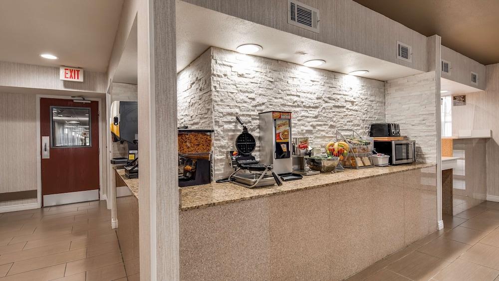 SureStay Hotel by Best Western Alexandria photo 24