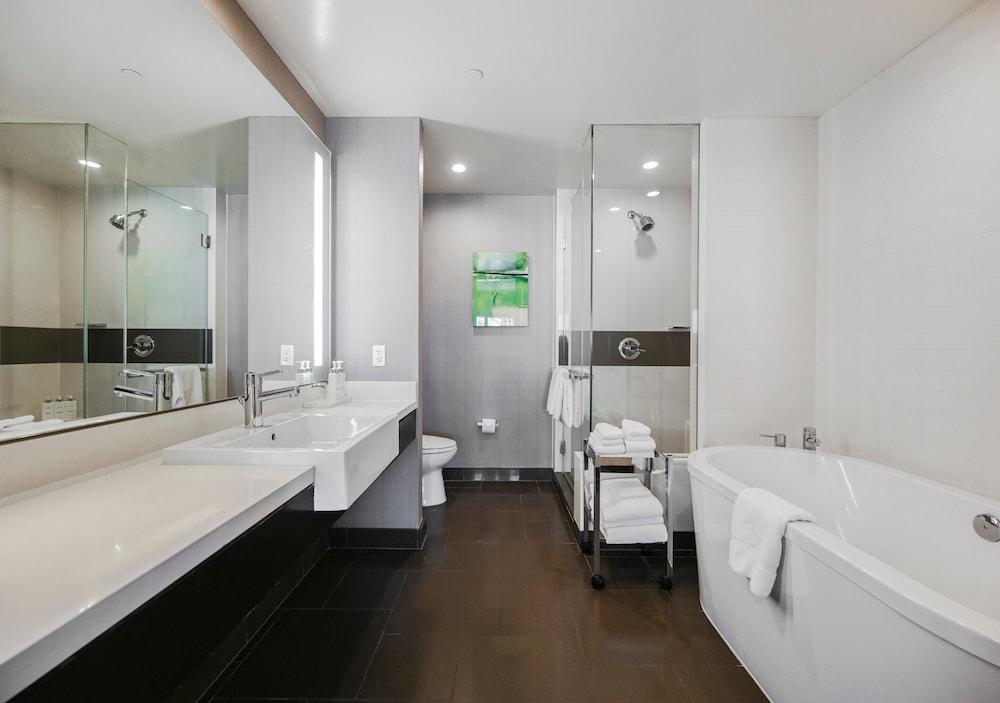 StripViewSuites at Vdara photo 92