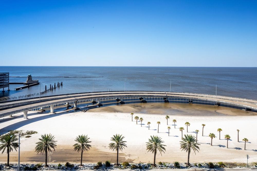 DoubleTree by Hilton Hotel Biloxi photo 61