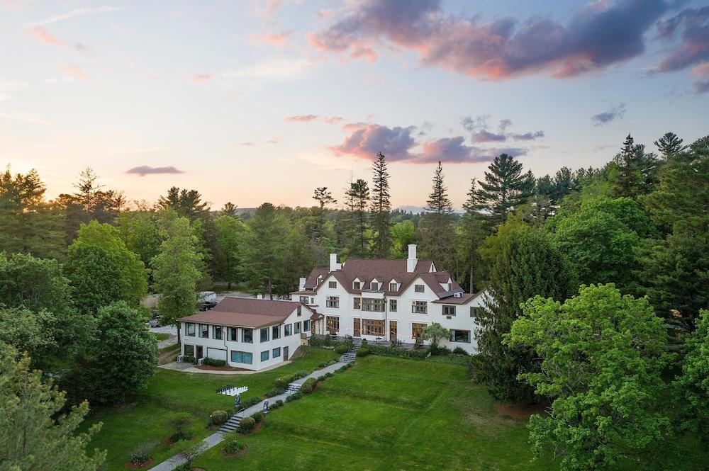 Seven Hills Inn — hotel in Lenox