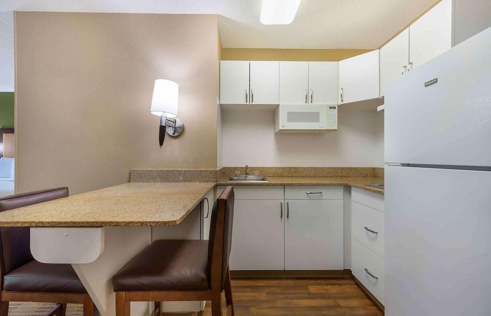 Extended Stay America Suites DC Alexandria Eisenhower Ave photo 10