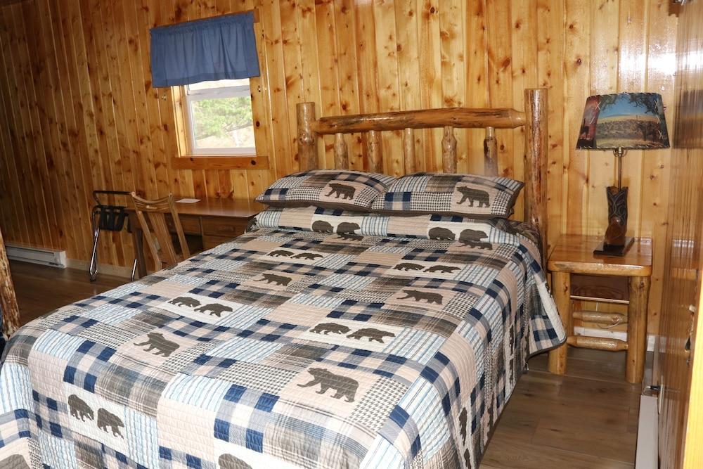 Creekside Lodge at Yellowstone photo 37