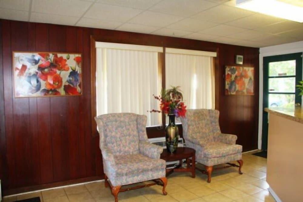 Scottish Inn photo 3