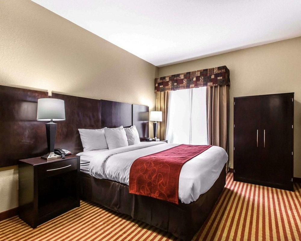 Comfort Suites Waycross photo 9