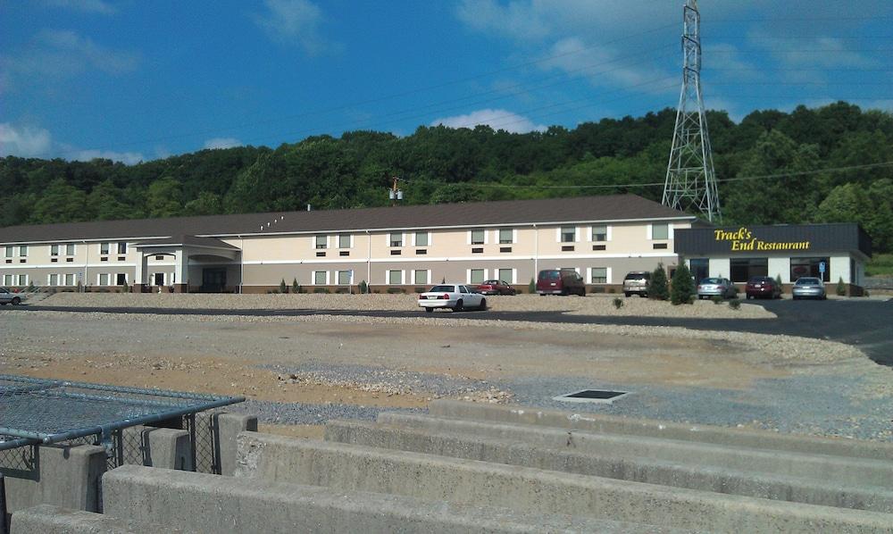 Ambridge Inn photo 1