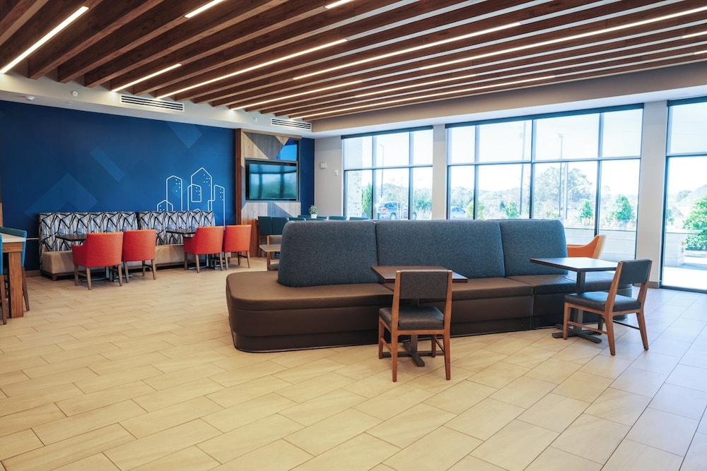 Holiday Inn Express & Suites McCalla - Birmingham West by IHG photo 58