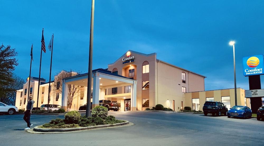 Comfort Inn & Suites Morganton South photo 43