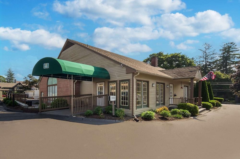 Quality Inn Great Barrington photo 29