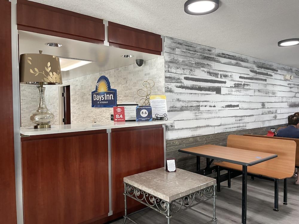 Days Inn by Wyndham Port Charlotte/Punta Gorda photo 49
