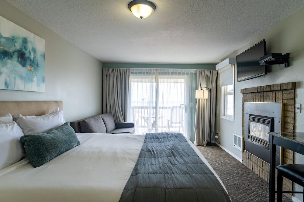 Inn at the Prom Oceanfront Seaside photo 16