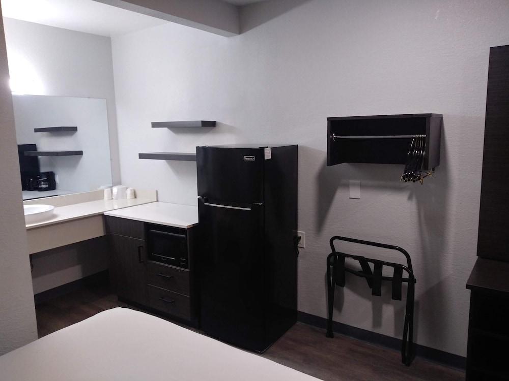 Studio 6 West Sacramento, CA photo 18