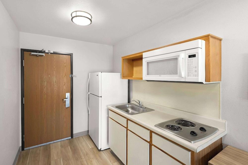 Birch Hill Suite Rochester – Med City photo 23