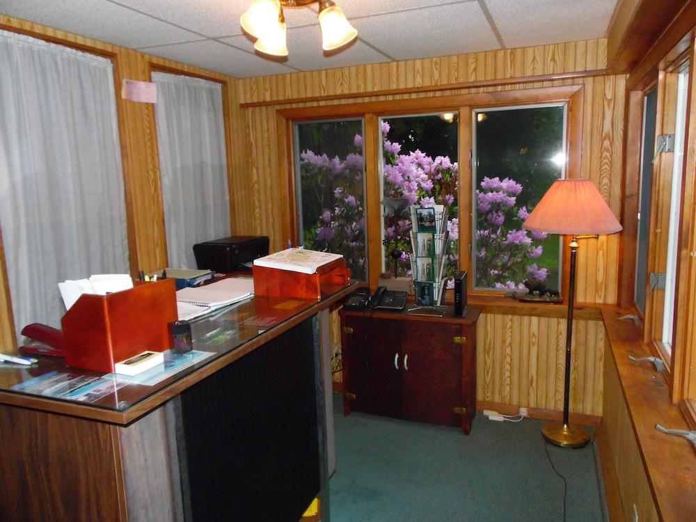 White Mountain Motel And Cottages photo 62