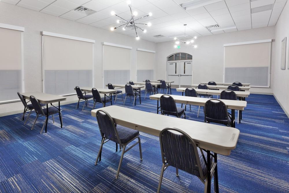 Holiday Inn Express Hotel & Suites Montgomery E - Eastchase by IHG photo 30