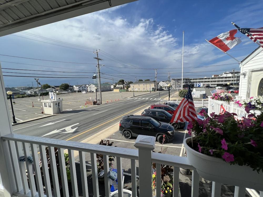 SHIPS INN Hotel photo 93