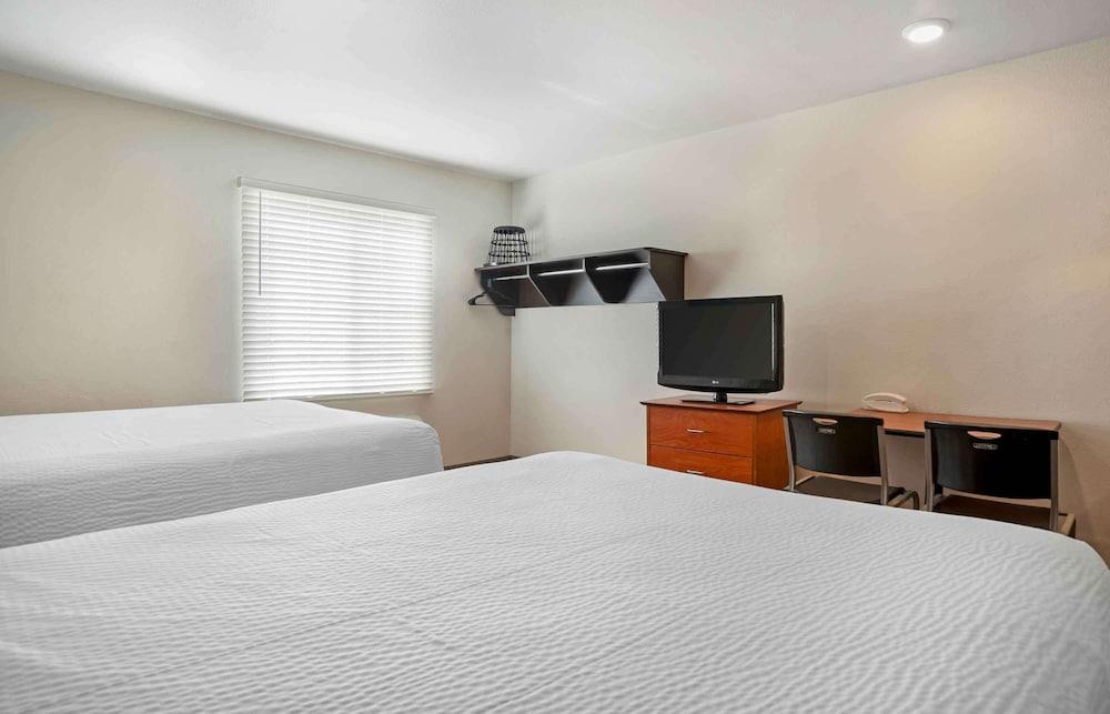 Extended Stay America Select Suites - Louisville - South photo 14