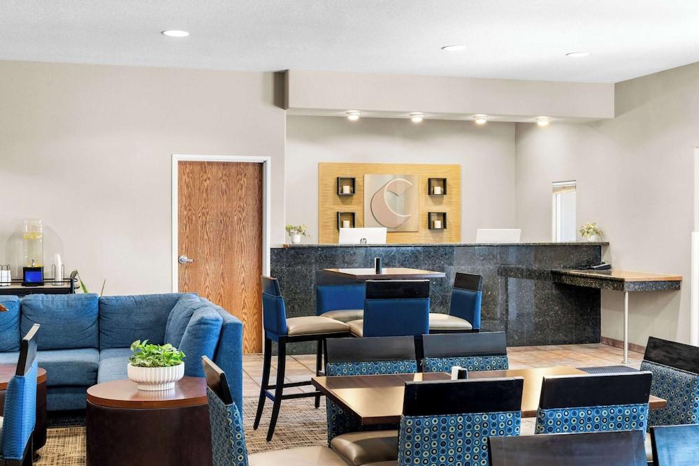 Comfort Inn & Suites Riverton photo 13