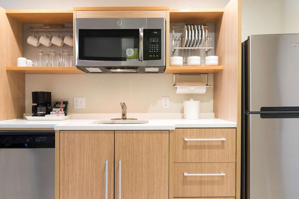 Home2 Suites by Hilton Nokomis Sarasota Casey Key photo 13