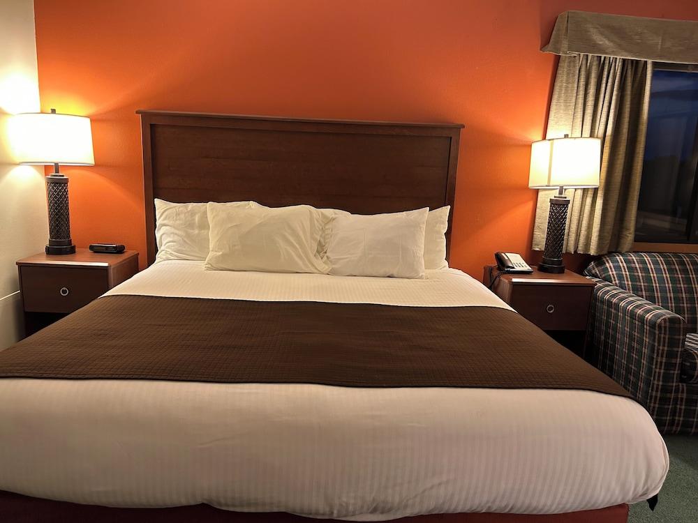 Northwoods Inn & Suites Blackduck photo 27