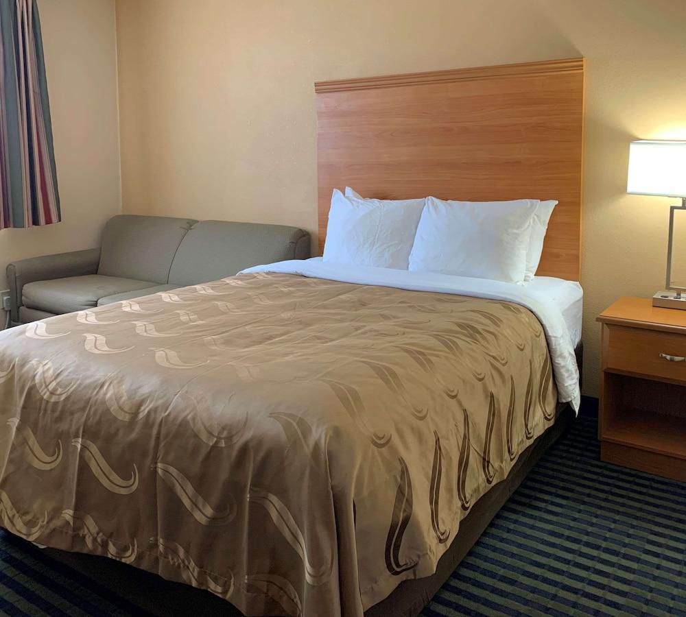 Quality Inn Ottawa near Starved Rock State Park photo 2