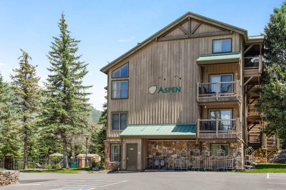 Bluegreen's StreamSide at Vail photo 32