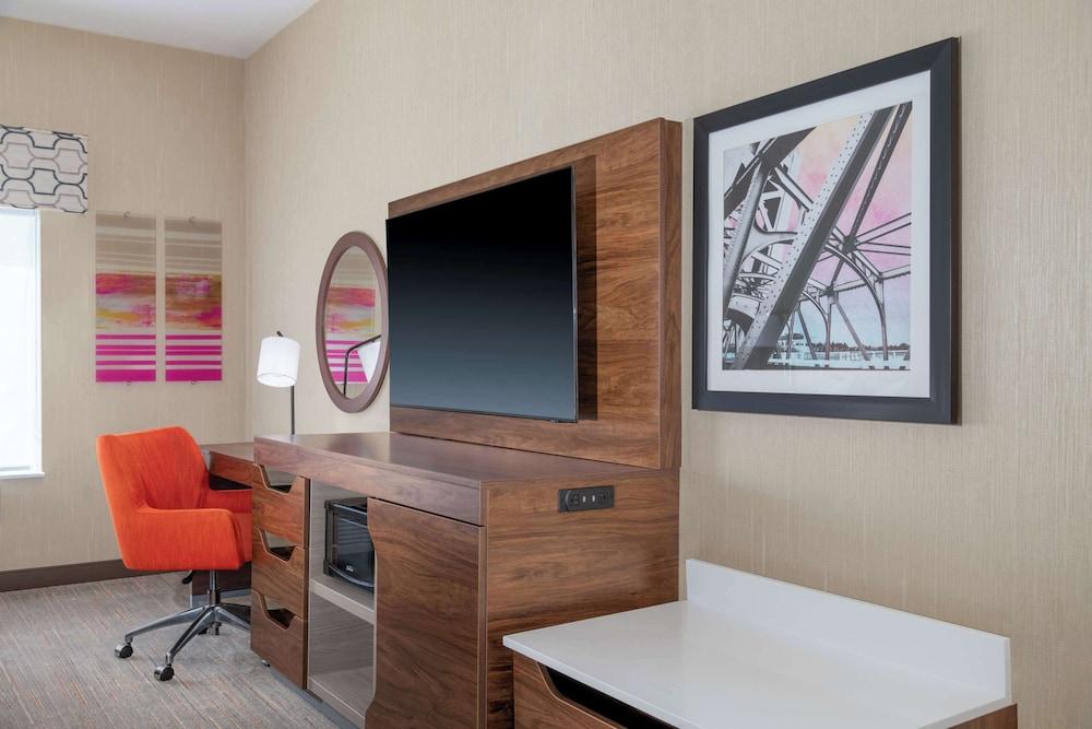 Hampton Inn & Suites Sacramento-Cal Expo photo 13