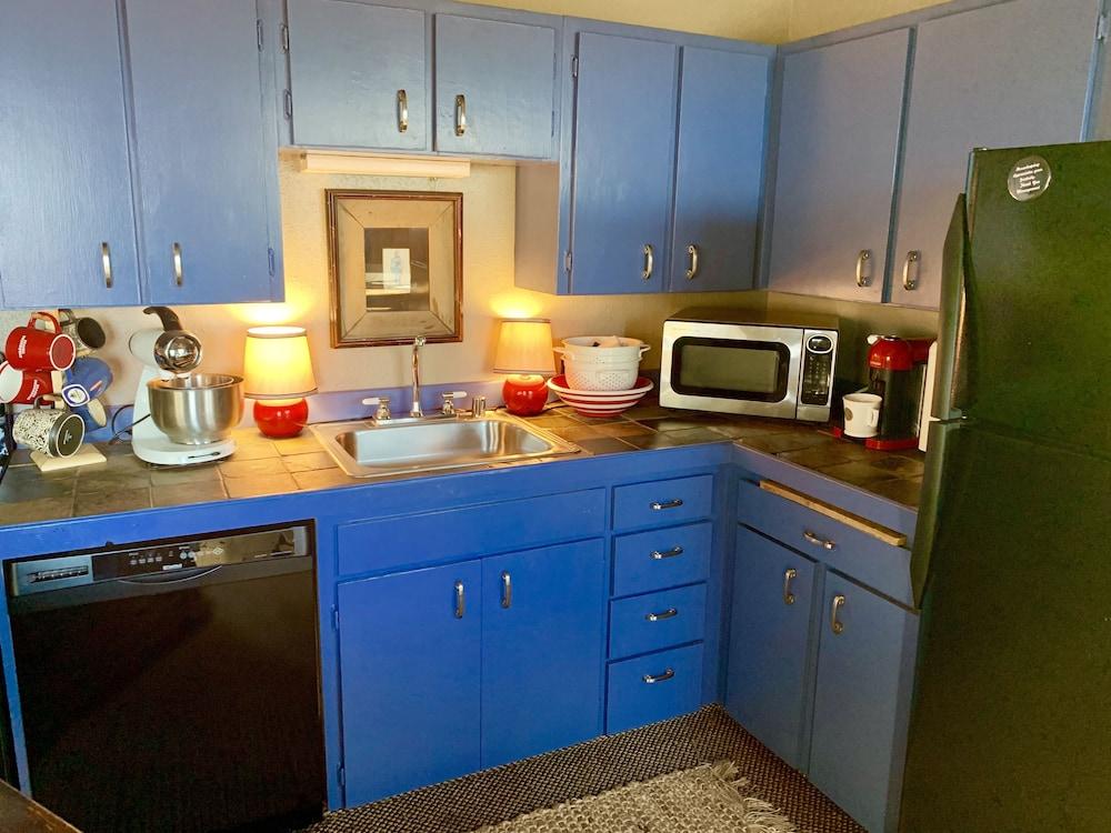 Ocean House Inn & Condos photo 28