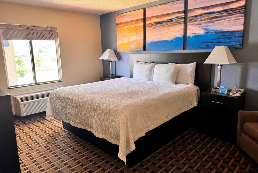 Days Inn by Wyndham Greenville South/Mauldin photo 32
