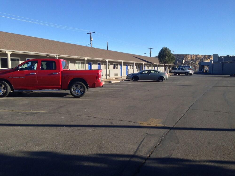 Four Corners Inn photo 24
