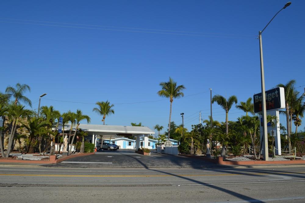 Budget Inn - Ft Myers photo 35