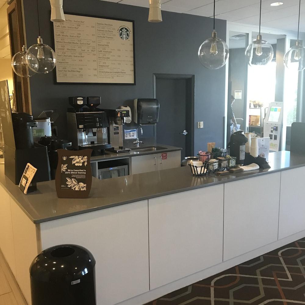 DoubleTree by Hilton Omaha Downtown photo 39