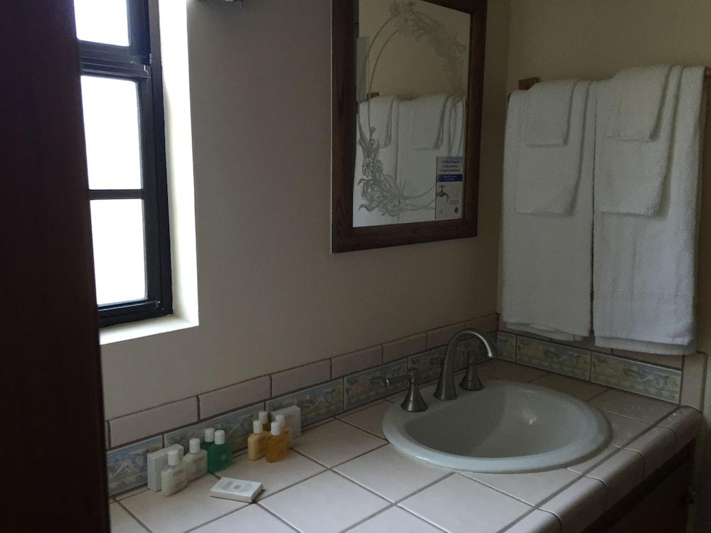 Seacrest Inn photo 88