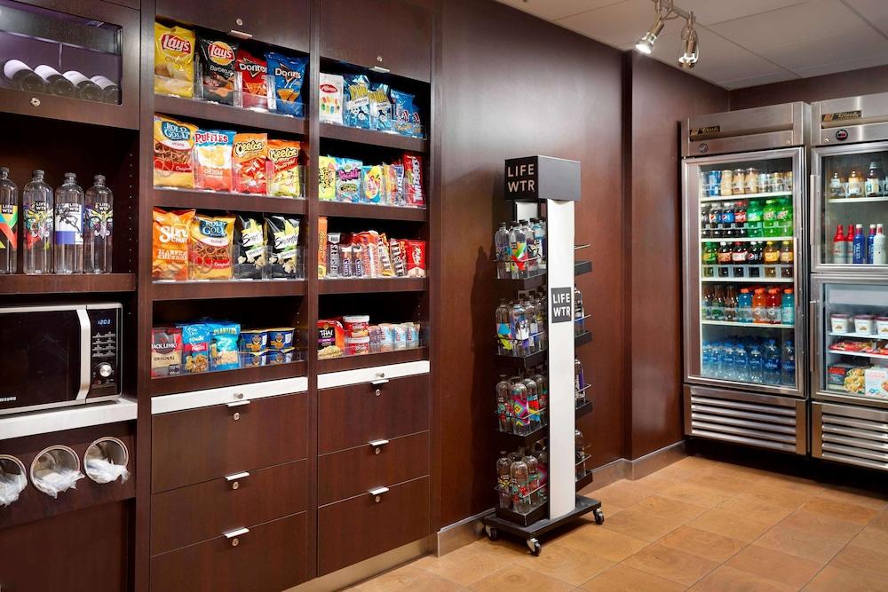 Sonesta Select Atlanta Airport photo 18