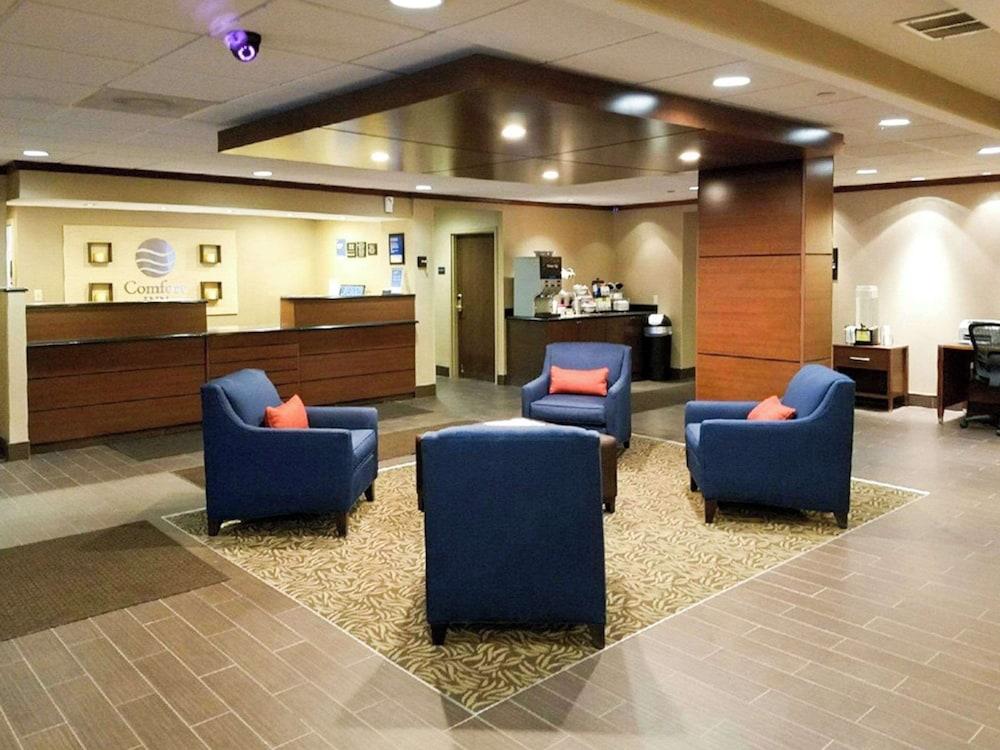 The Clocktower Hotel at Century House, an Ascend Collection Hotel photo 4