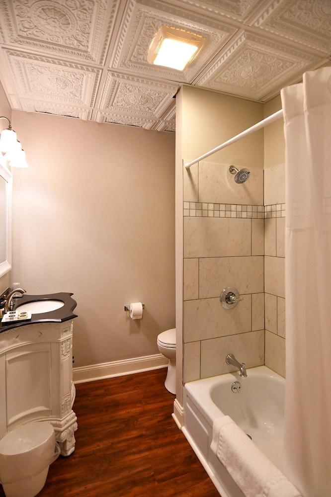 Avon Inn photo 17