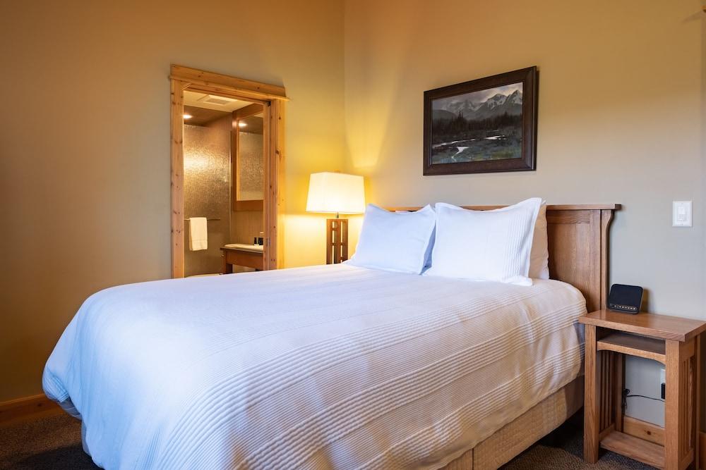 Gallatin River Lodge photo 66