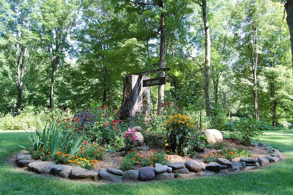 Wellnesste Lodge and Cabin Rentals photo 28