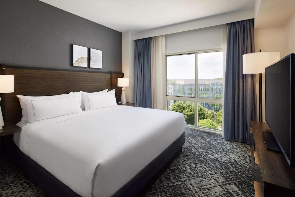Hilton Charlotte Airport photo 45