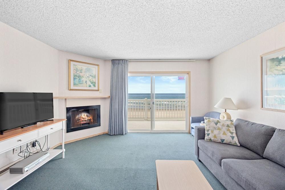 Rockaway Beach Resort photo 8