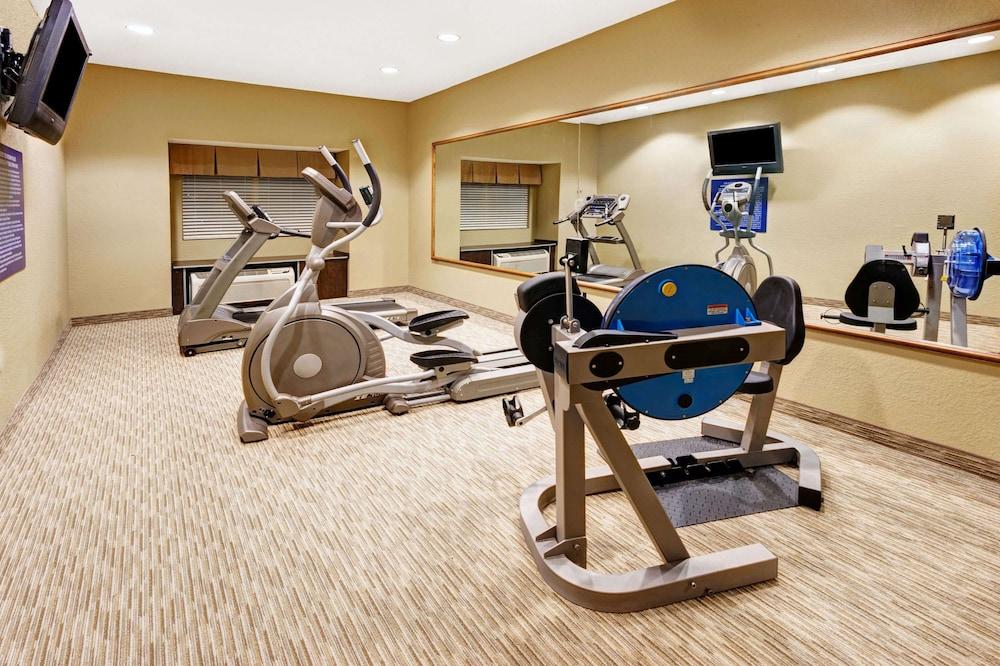 Microtel Inn & Suites by Wyndham Woodstock/Atlanta North photo 50